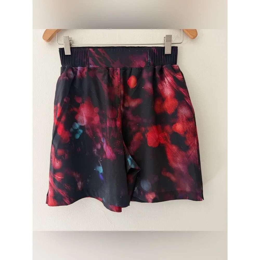 Lululemon Shorts Team Canada Swift High-Rise Short Print Size XS